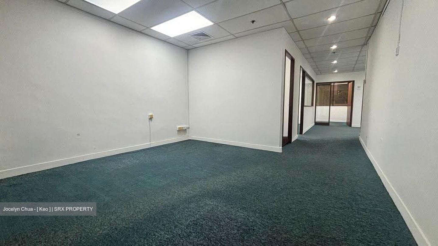 International Plaza (D2), Office #616950781